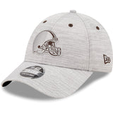 Cleveland Browns New Era 9Forty Outline Stretch Snap Ball Cap