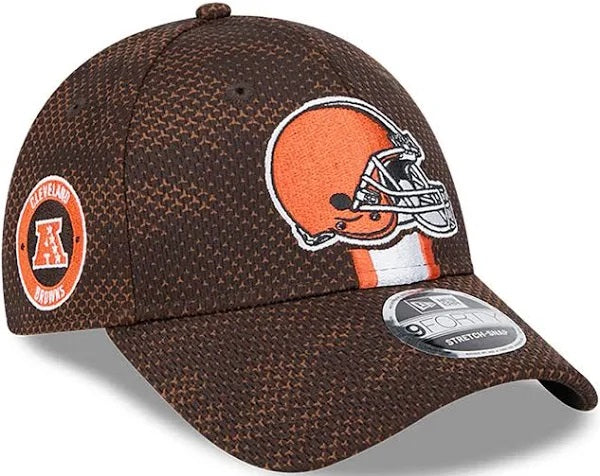 Cleveland Browns Sideline New Era 9FORTY Stretch-Snap Hat