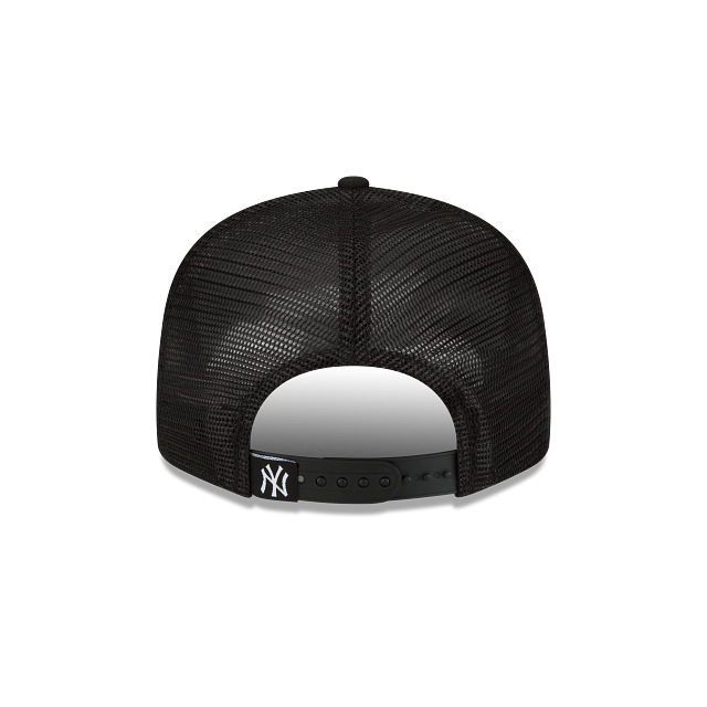 New York Yankees 950 Mesh Snapback Cap - Eclectic-Sports